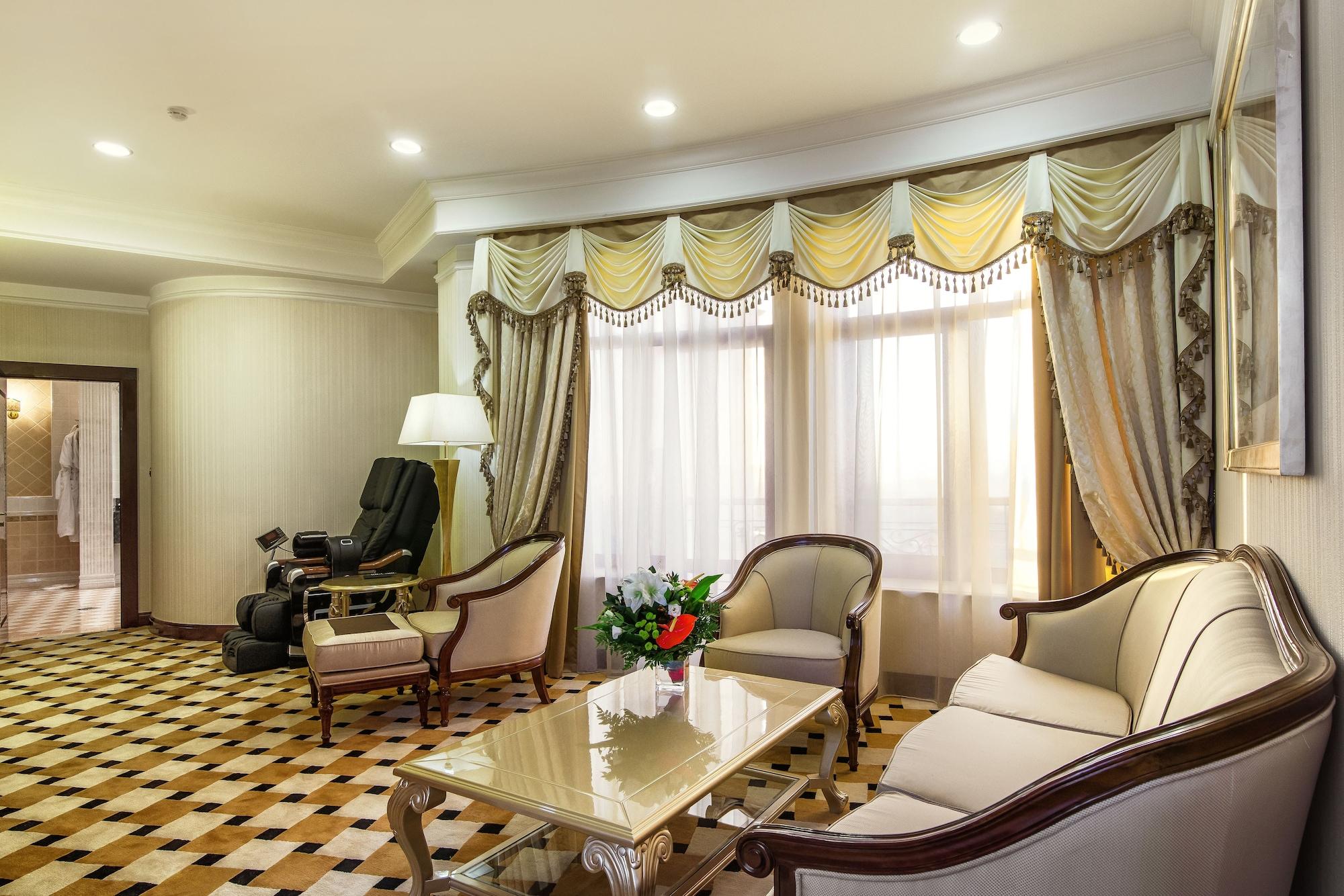 Royal Tulip Almaty Hotel Luaran gambar